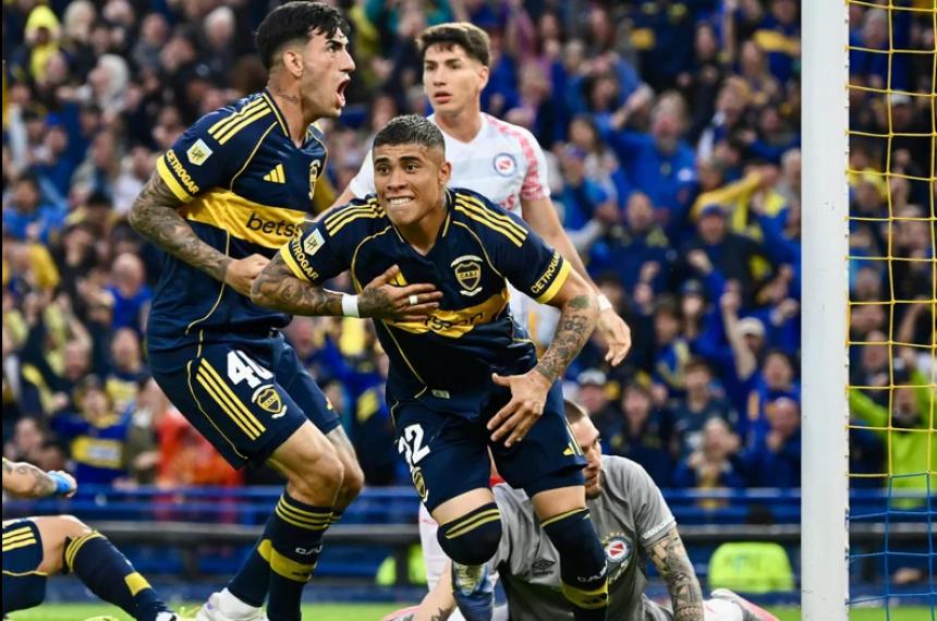 Ayrton Costa marcó el gol xeneize en el arranque