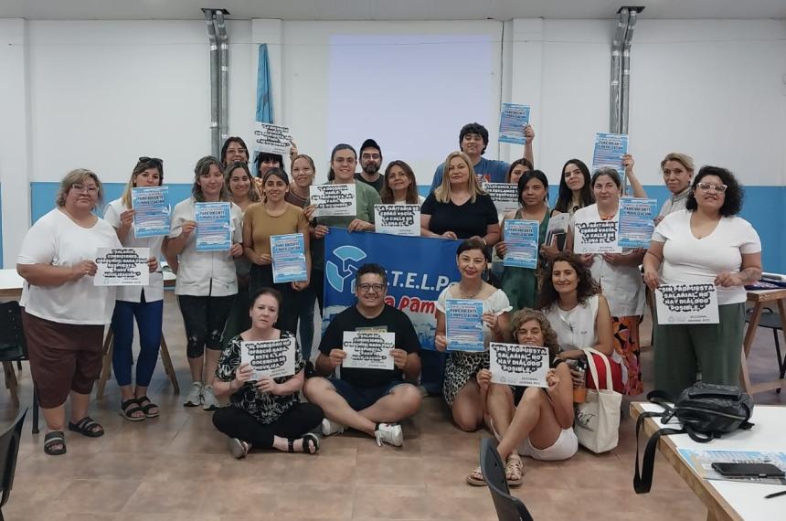 El paro incluir una movilización en la Plaza San Martín