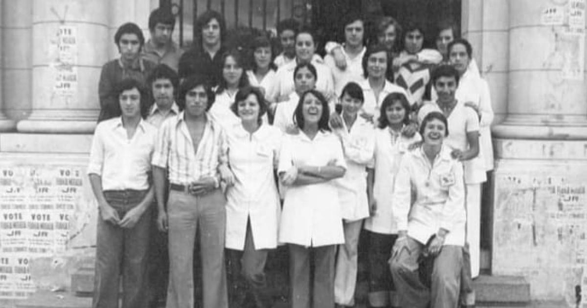 Promocioacuten 1975 del Colegio Nacional Anexo Comercial celebroacute su 50deg aniversario con una semana plena de reencuentros y emocioacuten
