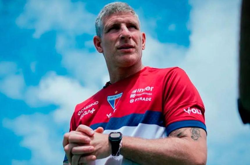 Palermo a un paso de la hazantildea- Fortaleza salioacute del descenso y suentildea con la salvacioacuten