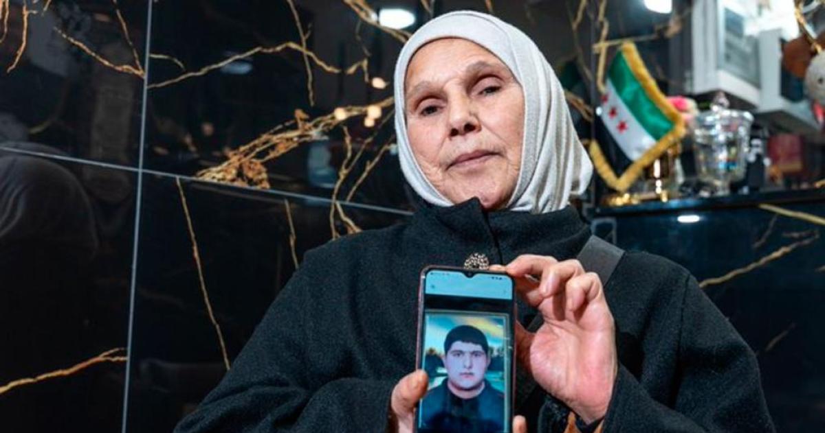 Documentos filtrados exponen maacutes de 10000 muertes bajo custodia del reacutegimen de Bashar al Assad