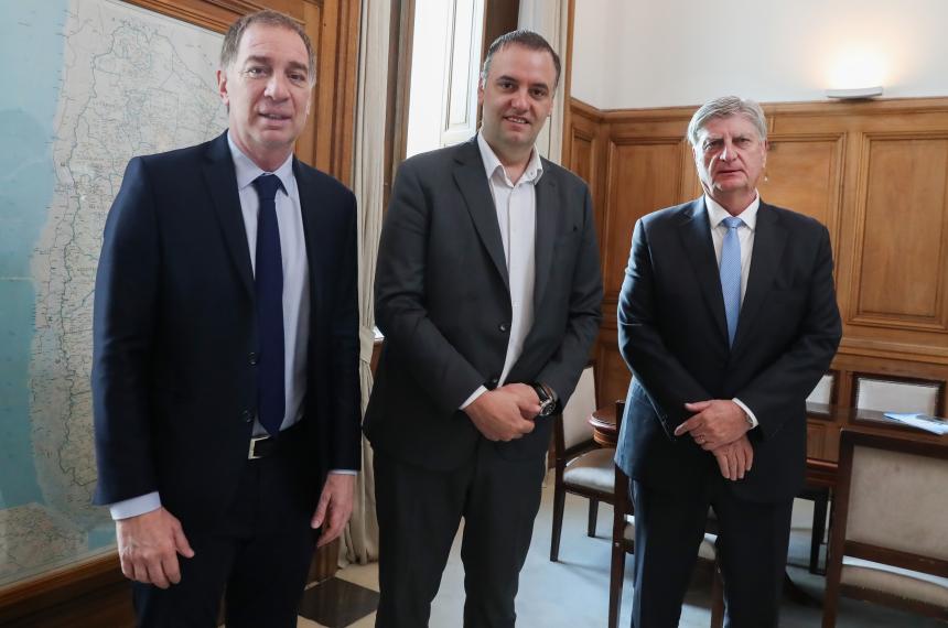 Ziliotto reclamoacute la deuda a La Pampa frente a Santilli y Adorni