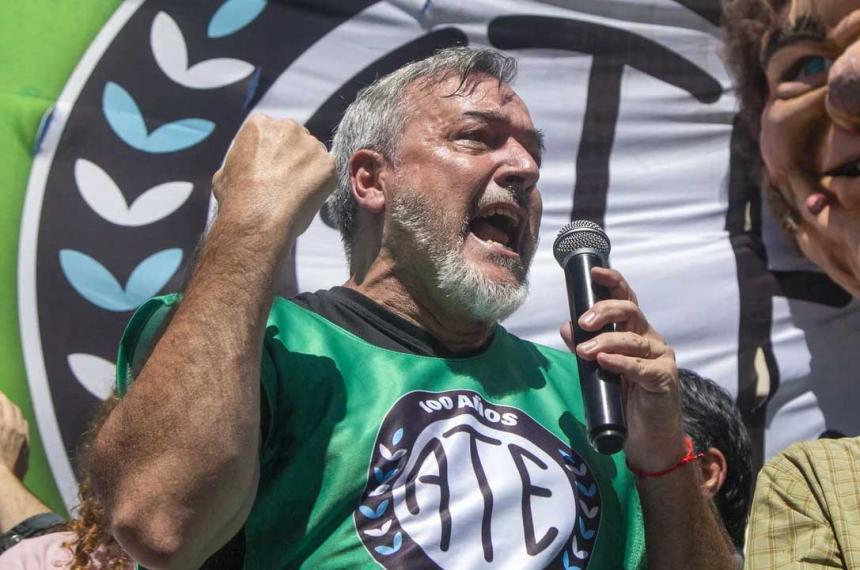 El titular de ATE Rodolfo Aguiar