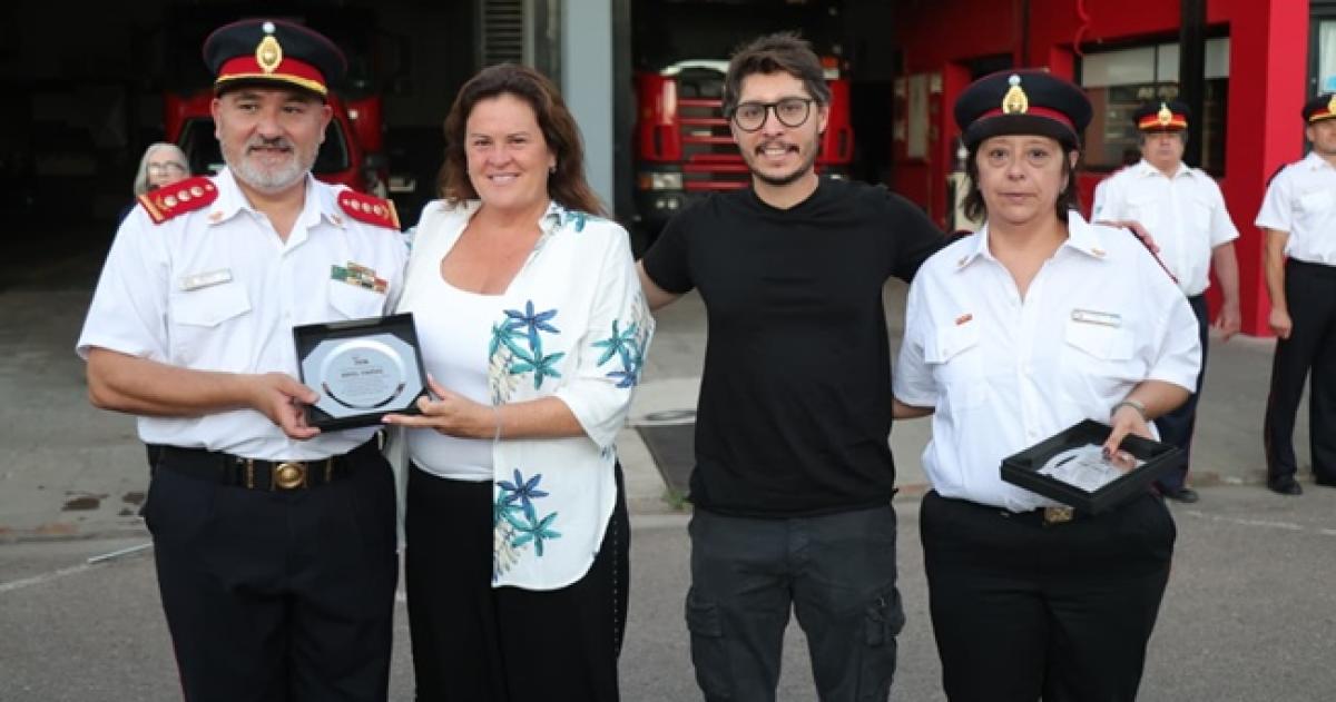 El acto se realizó en el Cuartel de los Bomberos voluntarios piquenses