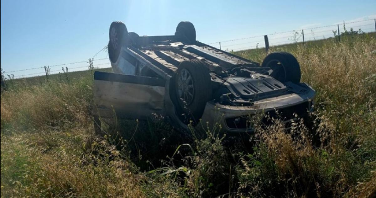 El auto era conducido por una mujer de Santa Rosa