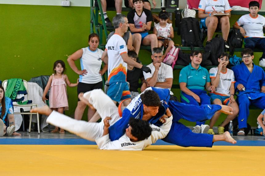 Toms Quinteros aportó una de las dos medallas doradas en judo