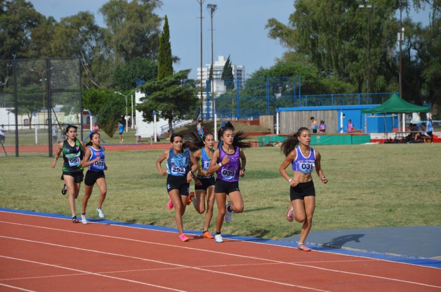 Primer día de acción para el atletismo con buenas noticias para La Pampa