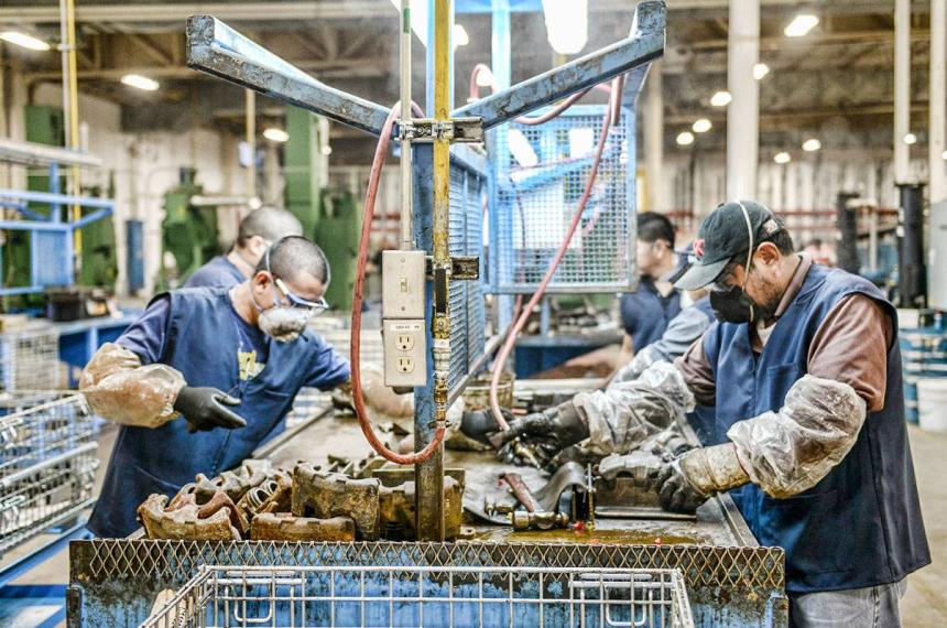 La mayoría de los trabajadores recibe sueldos insuficientes para cubrir la canasta bsica