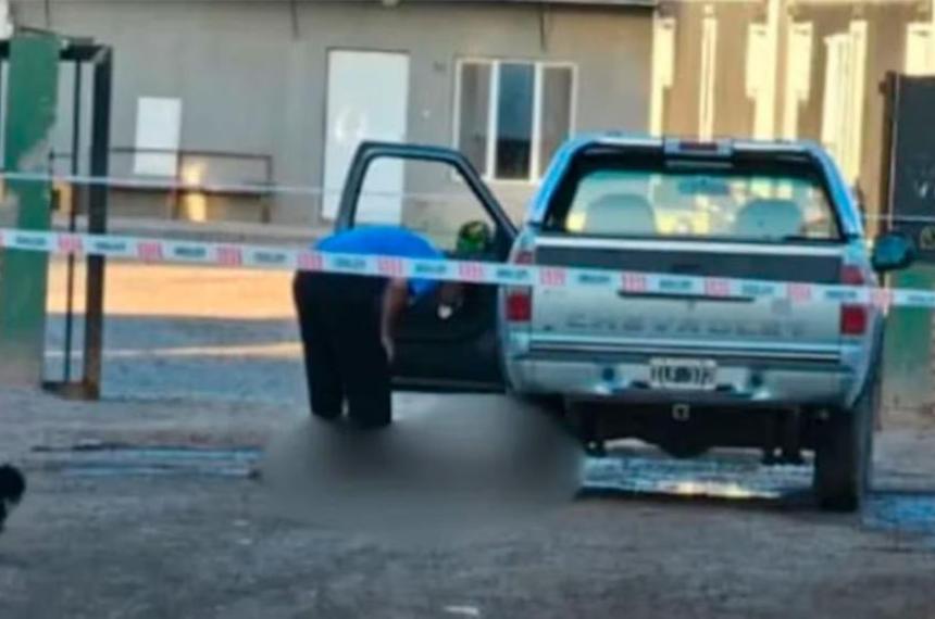 Dos hombres fueron detenidos por matar a un joven con una llave cruz tras un choque en Antildeelo