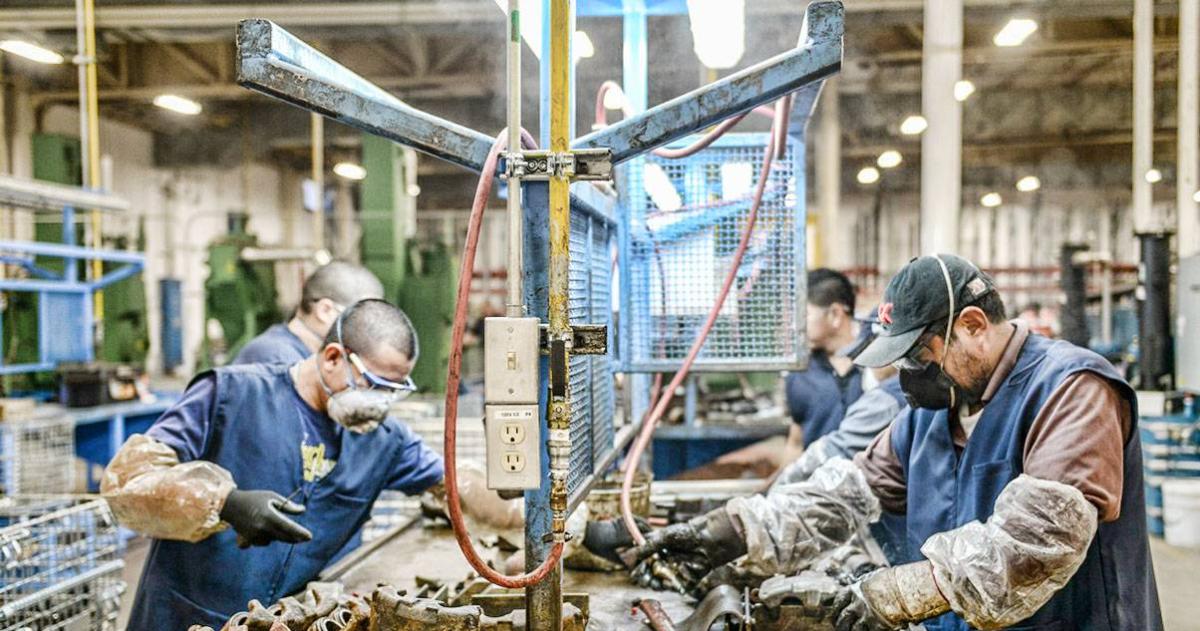 La mayoría de los trabajadores recibe sueldos insuficientes para cubrir la canasta bsica