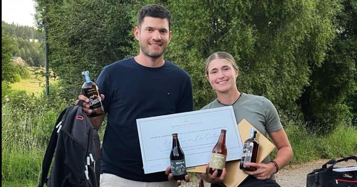 Nico junto a María Cabanillas ganadora en damas