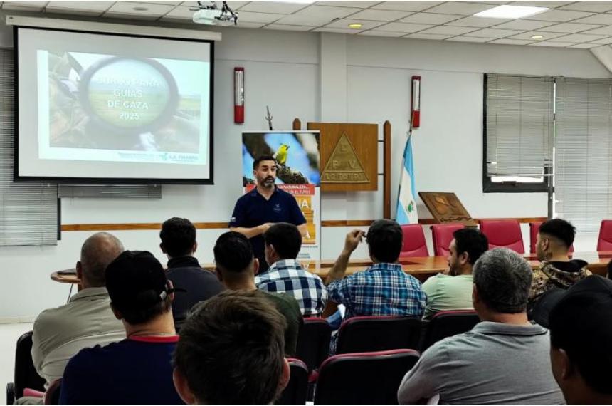 Masiva participacioacuten en la capacitacioacuten para Guiacuteas de Caza