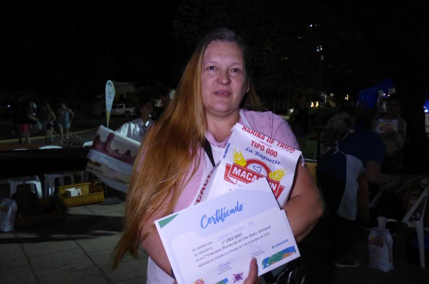 La participante de General Acha Cynthia Rochi se adjudicó el Segundo Concurso Provincial de Pan Dulce Artesanal