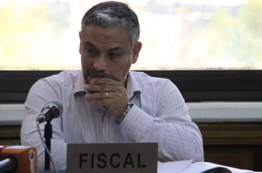 El fiscal Guillermo Komarofky interviene en la causa