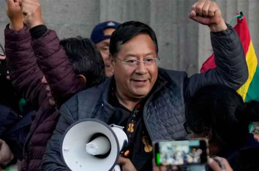 Detienen al expresidente boliviano Luis Arce por un escaacutendalo de corrupcioacuten millonario
