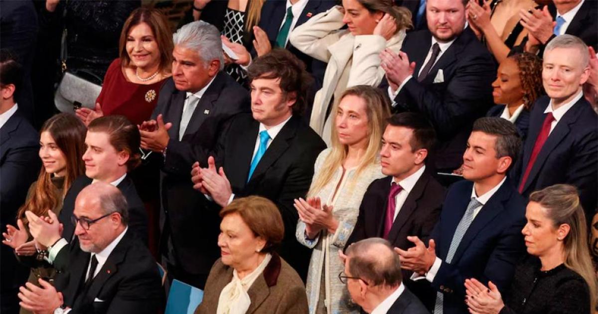 Milei cancela su agenda en Noruega y vuelve al paiacutes tras el Nobel entregado a la hija de Machado