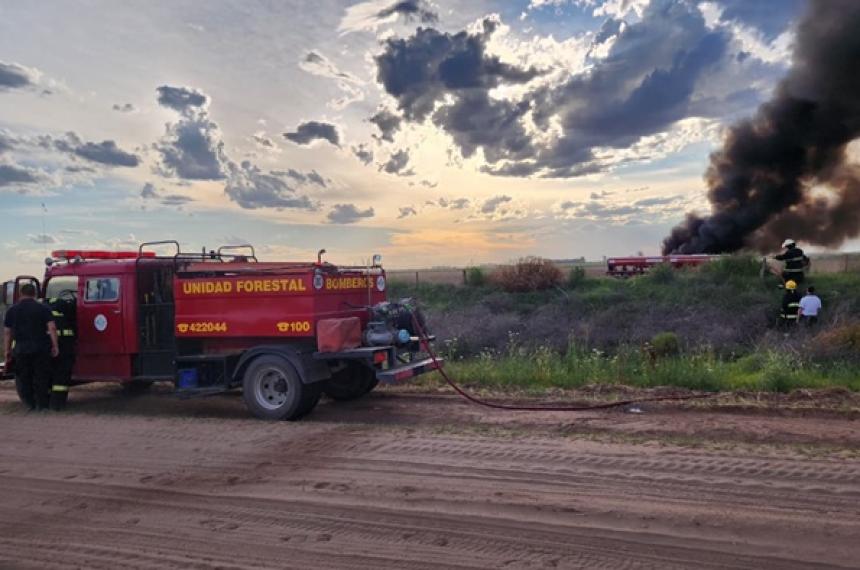Bomberos de Pico controlaron las llamas en el predio rural
