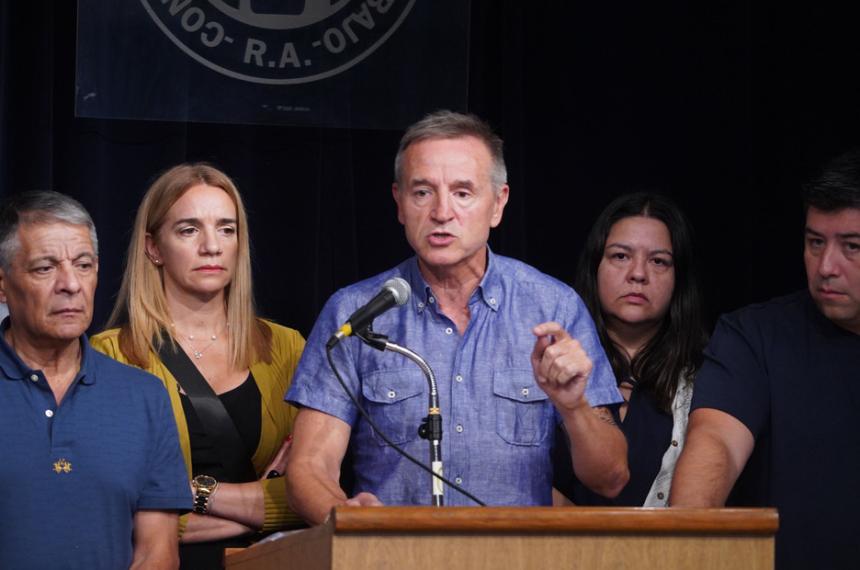 Jorge Sola uno de los triunviros de la CGT anuncia la marcha del 18 de diciembre