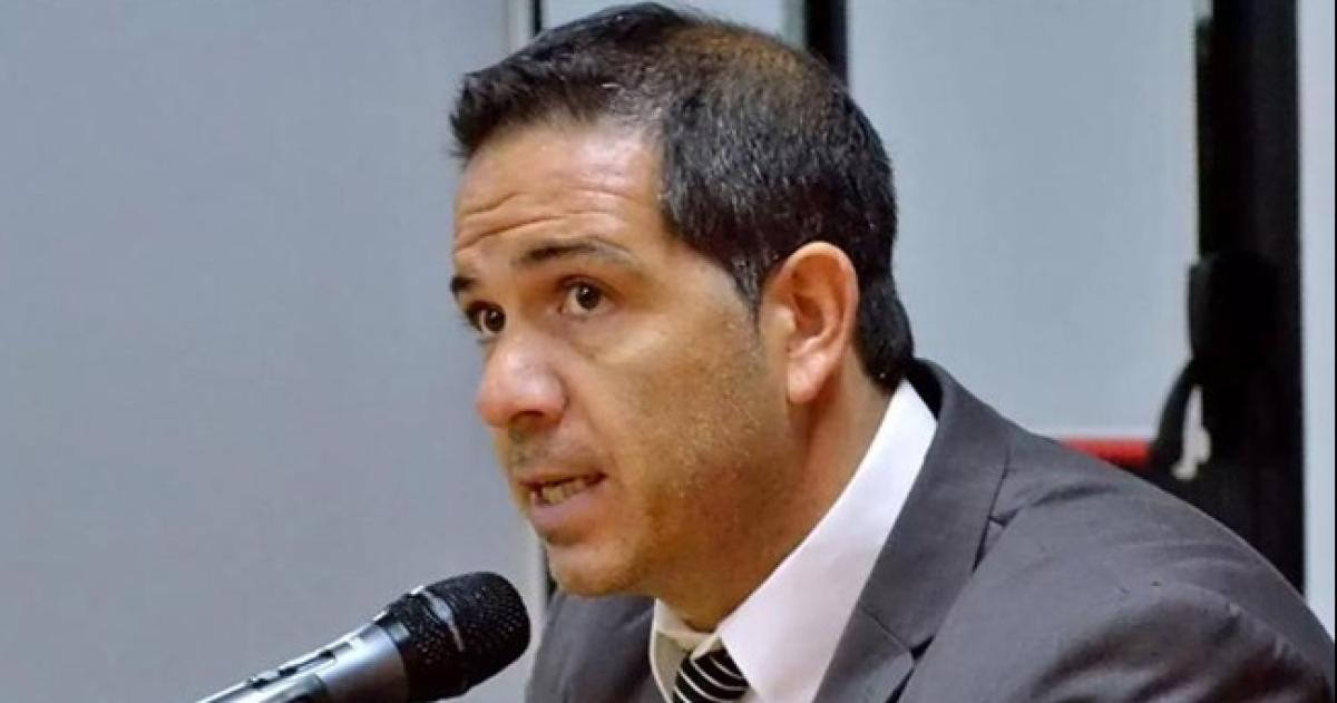 Los problemas en el MPF de Acha comenzaron con la suspensión del fiscal general Alejandro Mendiara