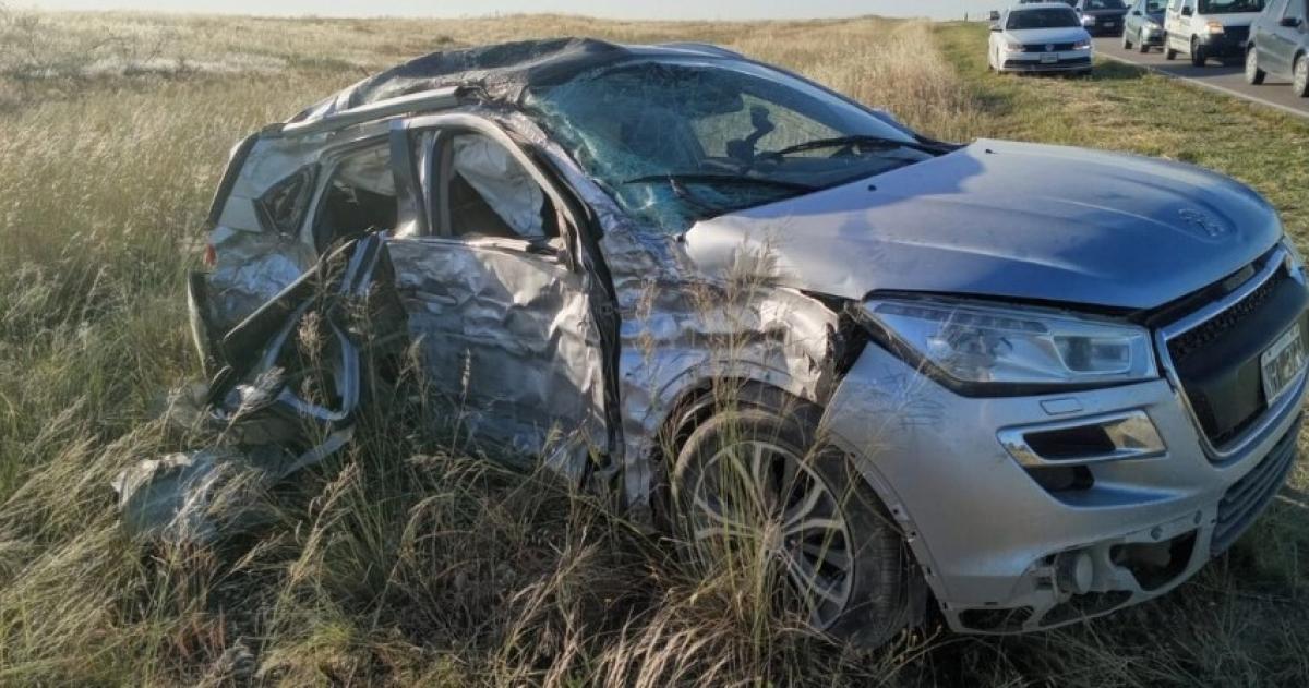 El auto en el que viajaba la pequeña con su familia