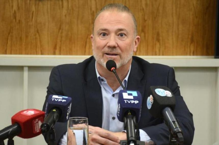 Gil Domiacutenguez alertoacute por una regresioacuten democraacutetica ante la reforma laboral