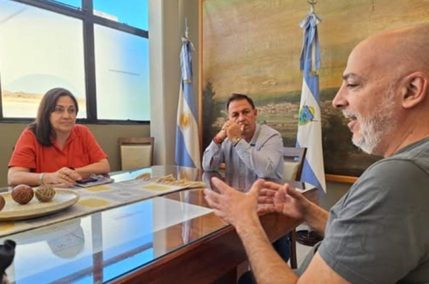 Acri y Sabarots recibieron a los empresarios