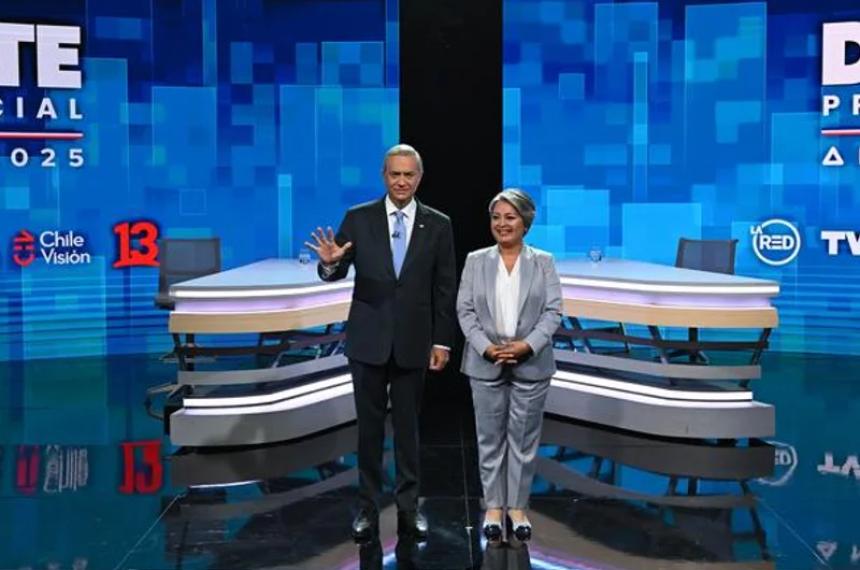 Los candidatos cerraron sus campañas en ciudades estratégicas