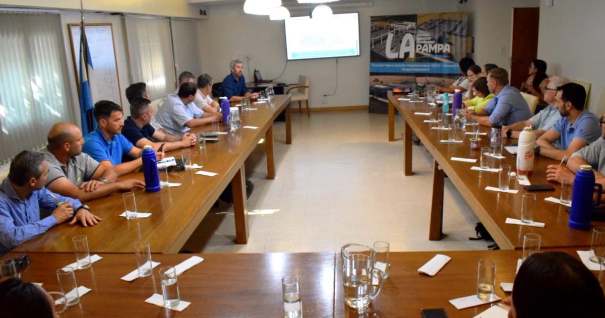 Gobierno y  empresas e instituciones se reunieron en el marco del Plan de Desarrollo Económico y Productivo 20262030