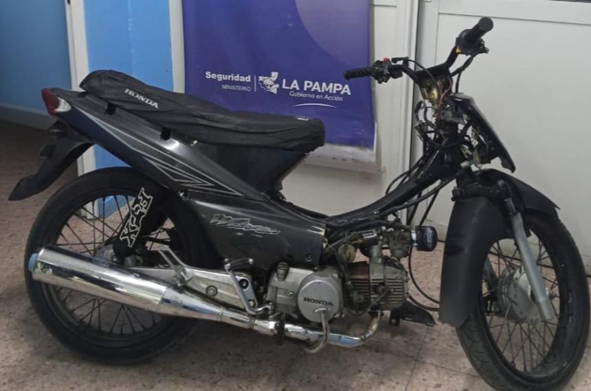 La moto recuperada por la policía