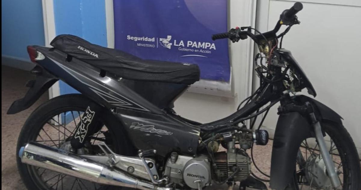 La moto recuperada por la policía