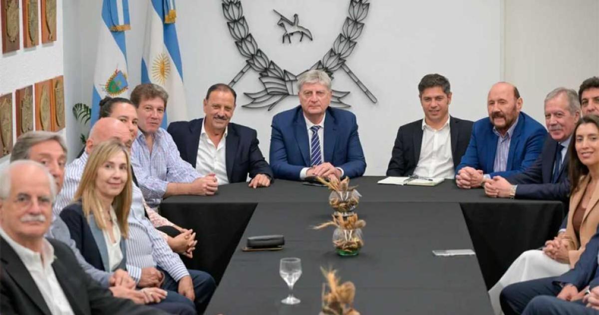 Con Eliacuteas Suaacuterez presente gobernadores denunciaron desfinanciamiento y reclamaron obra puacuteblica