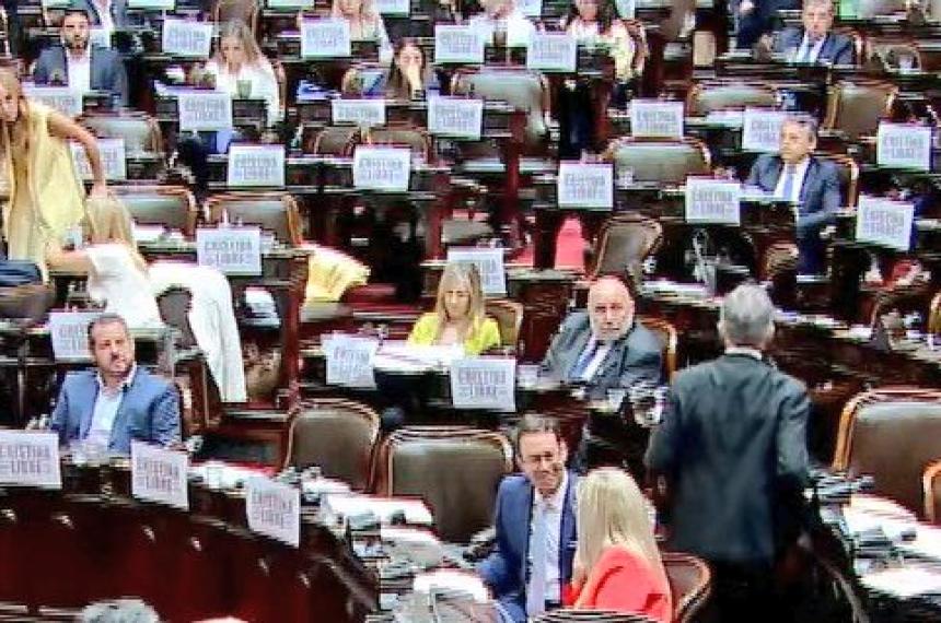 El exgobernador Carlos Verna disparó contra el diputado nacional Abelardo Ferr�n por el cartel Cristina LIbre