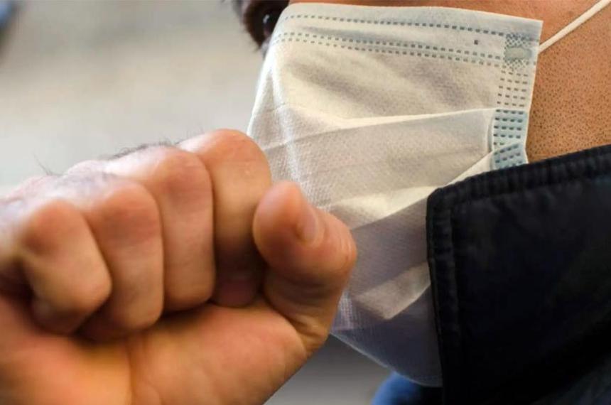 Avanza la suacuteper gripe H3N2 y crece la alerta- los expertos advierten que su llegada al paiacutes es inminente