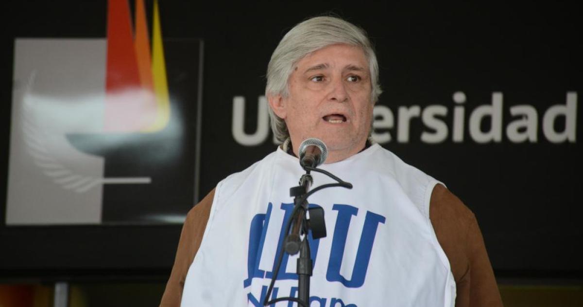 ADU se queja del nuevo ataque que entroacute por la puerta trasera