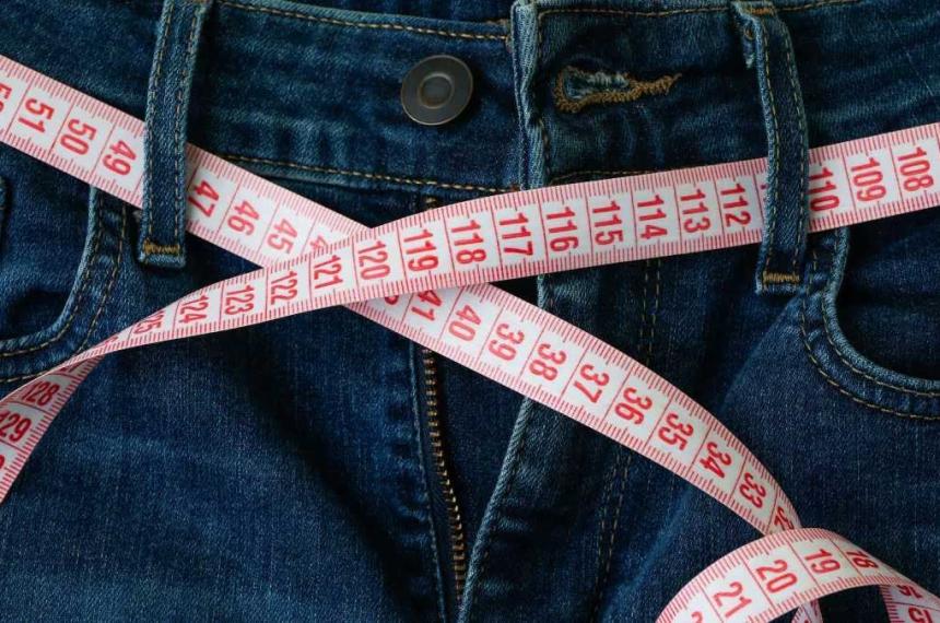 Una cinta métrica es todo lo que hace falta para obtener el índice cintura-cadera