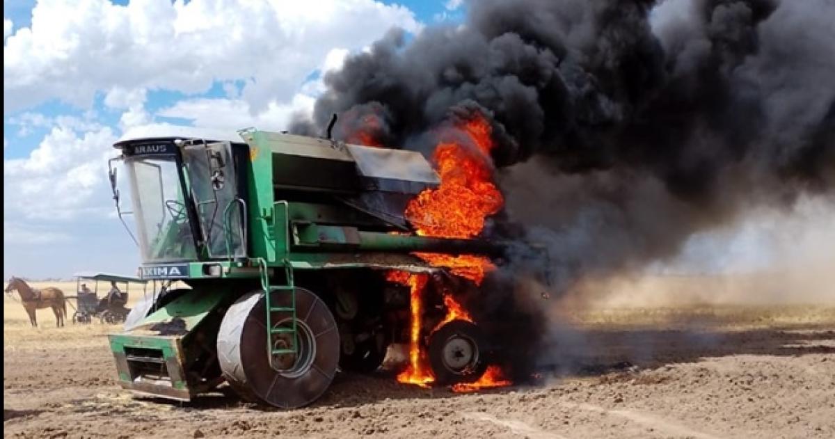 El fuego se produjo por el recalentamiento del motor