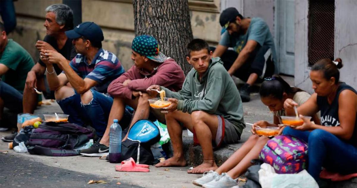 El Gobierno aseguroacute que la pobreza se redujo al 275-en-porciento- en el tercer trimestre del antildeo