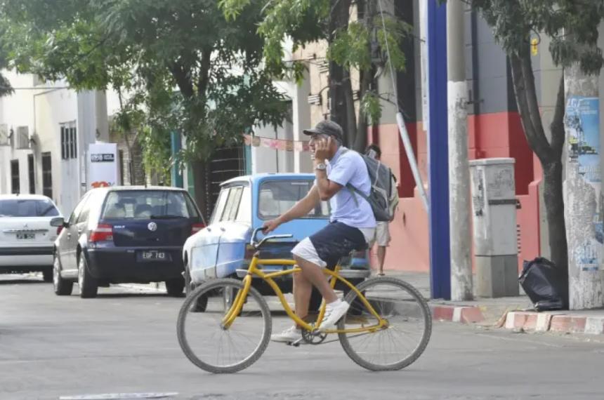 Por la mañana el cielo se presenta parcialmente nublado