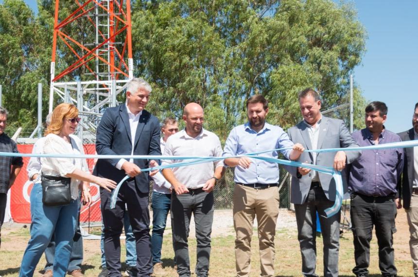 En el acto estuvieron presentes autoridades provinciales