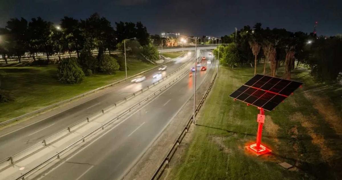 San Juan inauguroacute la primera autopista solar de la Argentina