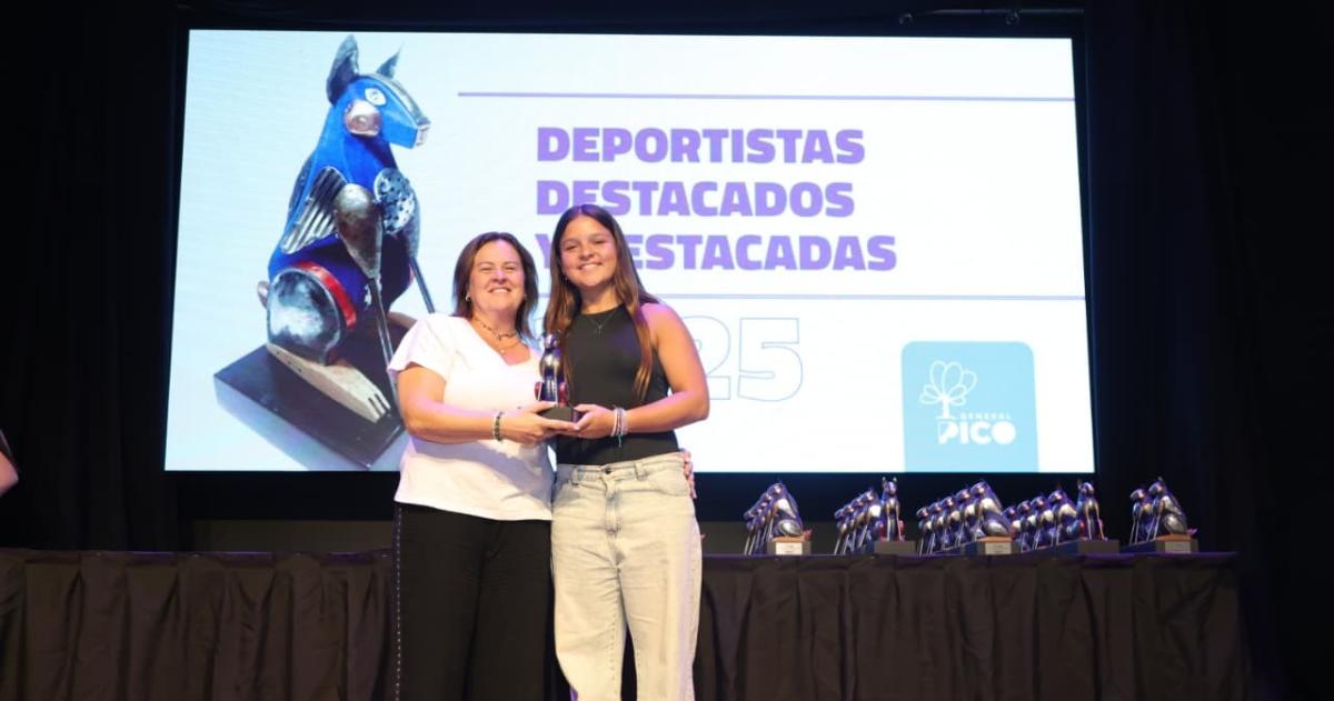 General Pico distinguioacute a sus deportistas 2025