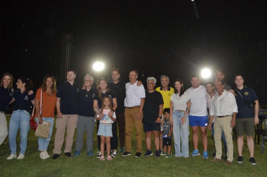 Hay otra luz en el camino en el Turnes