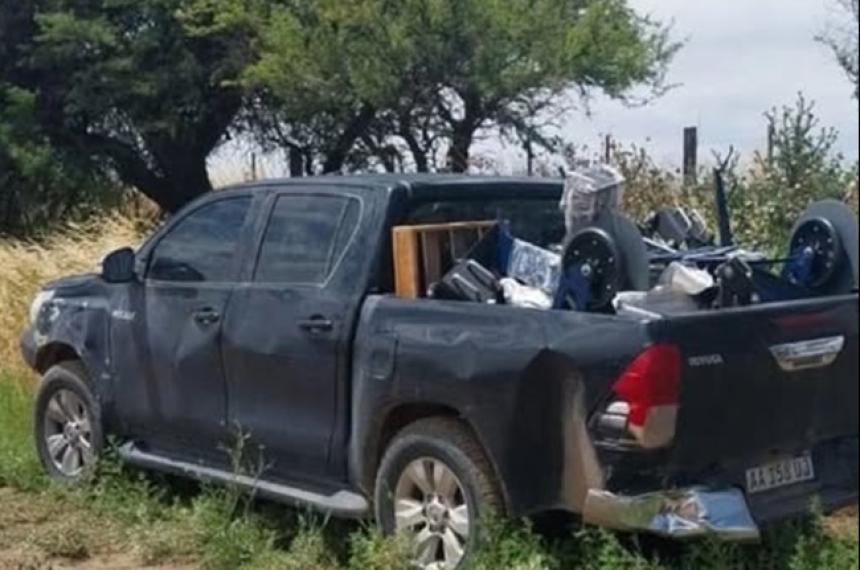 El vehículo fue halllado en un camino vecinal