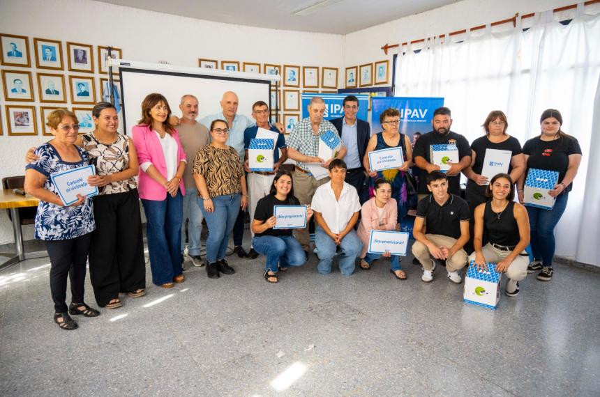 Maacutes familias propietarias de viviendas que hizo el IPAV