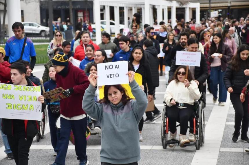 El reclamo por el cumplimiento de la ley de discapacidad se sostuvo en movilizaciones durante todo el año