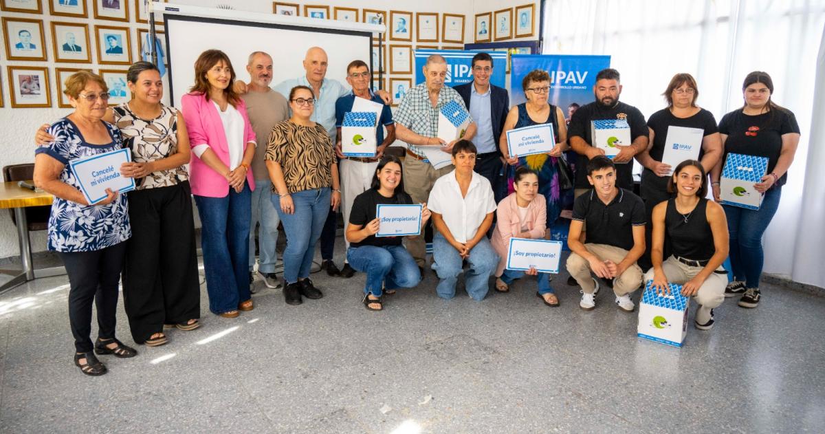 Maacutes familias propietarias de viviendas que hizo el IPAV