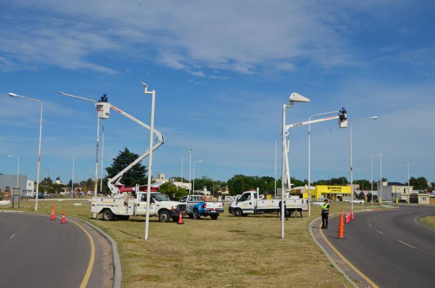 La CPE cambia 400 luminarias por tecnologiacutea led