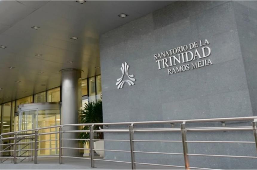 La menor permanece internada