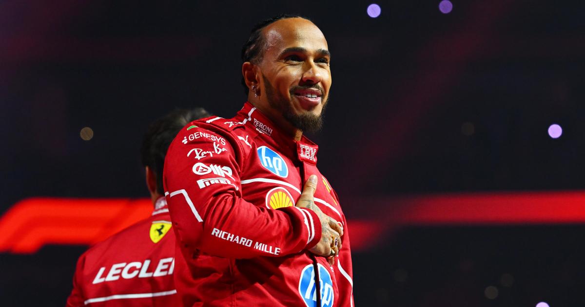 Lewis Hamilton saludó a los empleados de Ferrari y les regaló una caja con obsequios