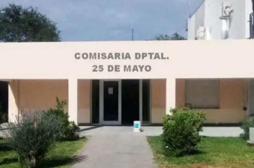 El hombre atropelló personal de la Comisaría de 25 de Mayo